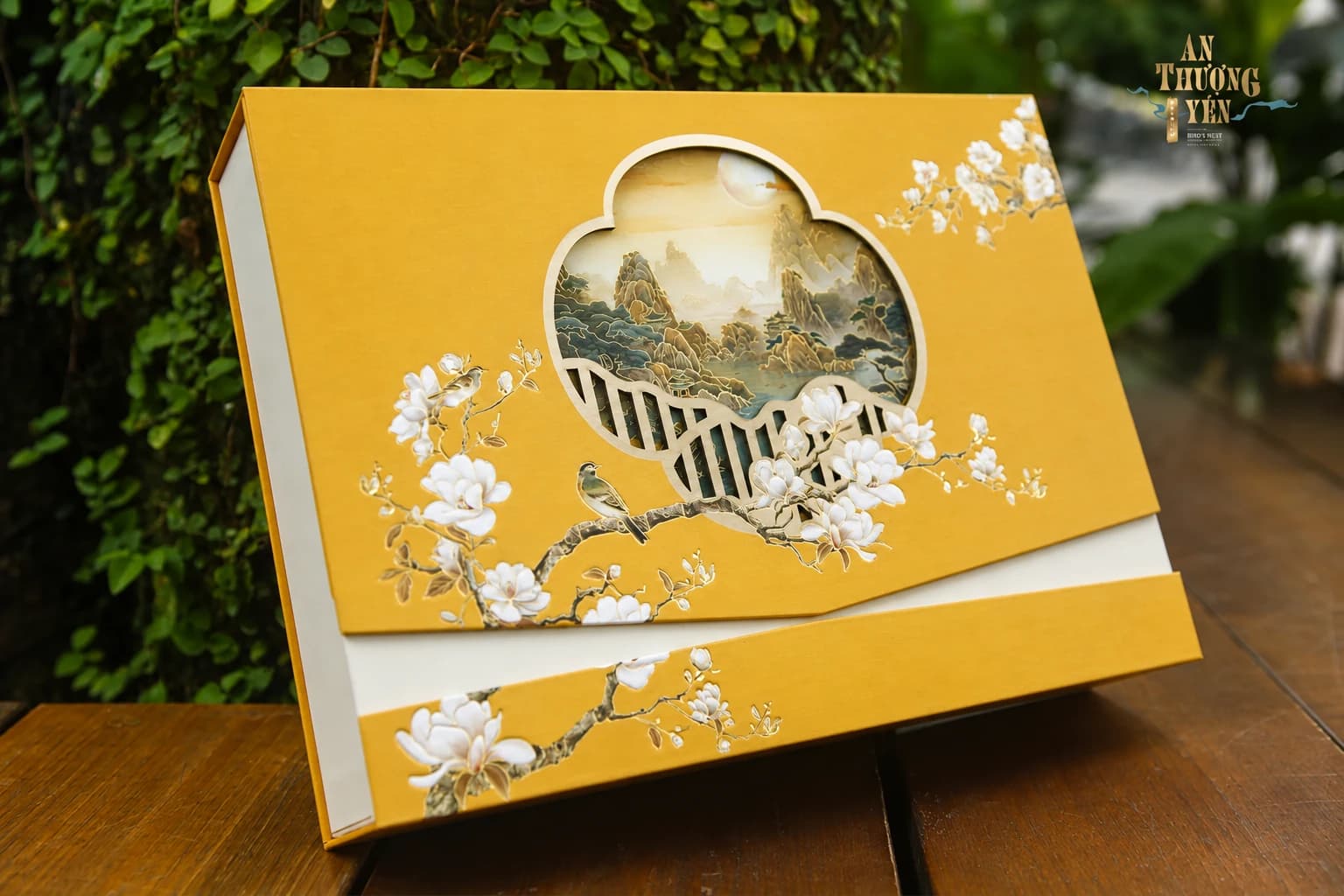 Khay bánh trung thu sáu ngăn trong hộp thiết kế riêng